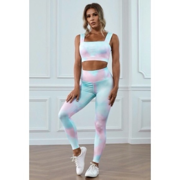 MKCK Pants - 147. ☀️Cleo Tie Dye Workout Set☀️